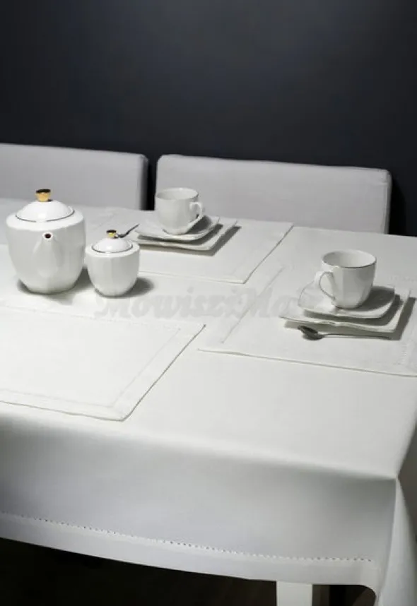 Bieżnik Plamoodporny z Mereżką 240_Biały 60x120