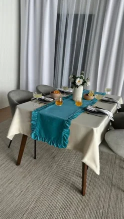 Bieżnik 40 x 180 Dekoracyjny z Falbankami Ligia 08