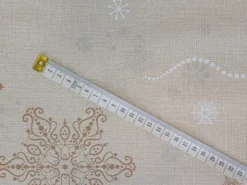 Cerata Świąteczna Na Stół 140 cm Dekoracyjna Na Metry Lena 63