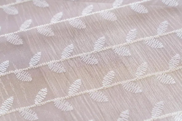 Firana Dekoracyjna 145 x 250 Przelotka Cruz Woal02