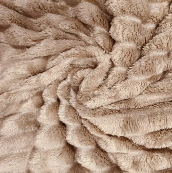 Koc 160 x 200Mikrofibra Tłoczona Pasy Nuvio 04