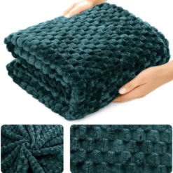 Koc 200 x 220 Mikrofibra Tłoczona Pluszowa Ala Plastry 3D 07