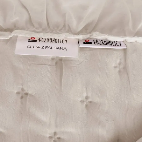 Narzuta 170 x 210 Pikowana Z Falbaną Celia 03