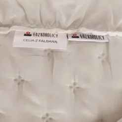 Narzuta 70 x 160 Pikowana Z Falbaną Celia 03