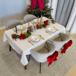 Obrus 150x240 Plamoodporny Klasyczny Elegant Krem