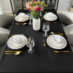 Obrus 140x220 Plamoodporny Klasyczny Elegant Czerń