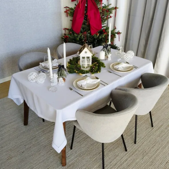 Obrus 140 x 260 Plamoodporny z Mereżką Hanah 001