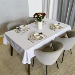 Obrus 140 x 180 Plamoodporny z Mereżką Hanah 001