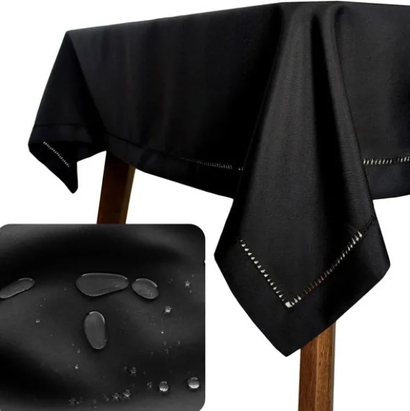 Obrus 120 x 120 Plamoodporny z Mereżką Hanah 002