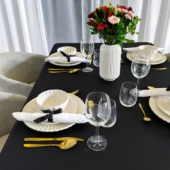 Obrus 140 x 200 Plamoodporny z Mereżką Hanah 002