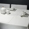 Obrus 160 x 160 Plamoodporny z Mereżką wz. 240_Bia