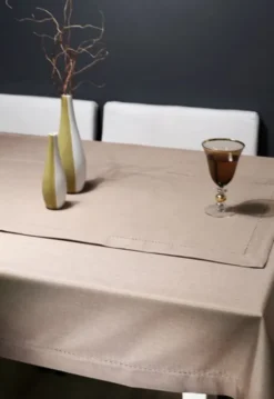 Obrus 140 x 240 Plamoodporny z Mereżką wz. 240_Beż