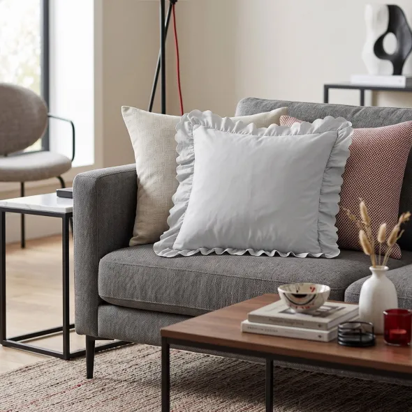 Poszewka 40 x 40 z Falbaną Luxury Jowita 07