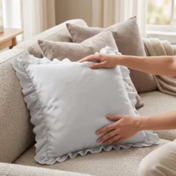 Poszewka 45 x 45 z Falbaną Luxury Jowita 07