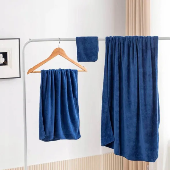 Ręcznik 50 x 90 Mikrofibra Active 380g/m2 Granat