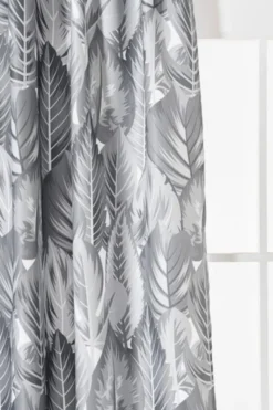 Zasłona 140 x 270 Dekoracyjna Blackout Leni 05 T