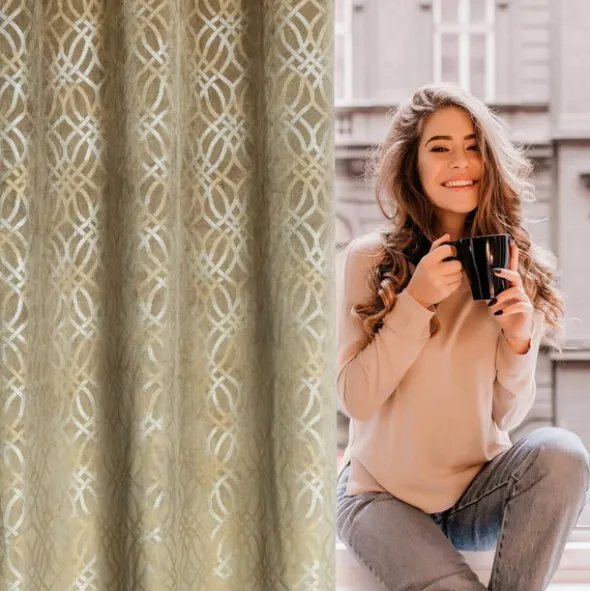 Zasłona 140 x 250 Dekoracyjna Velvet Areta Beżowy